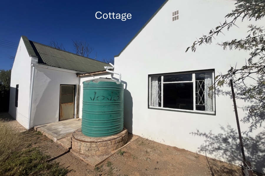 4 Bedroom Property for Sale in Steytlerville Eastern Cape